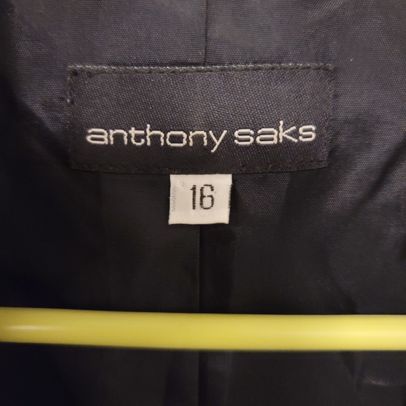 Jacket - Picture 3 of 3